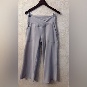 Move Theology Ribbed Wide Leg Cropped Pants